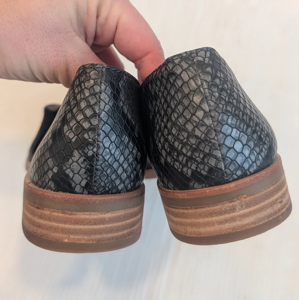 DOLCE VITA Kelsa Gray Suede And Snakeskin Leather D'orsay Flats Size 8.5